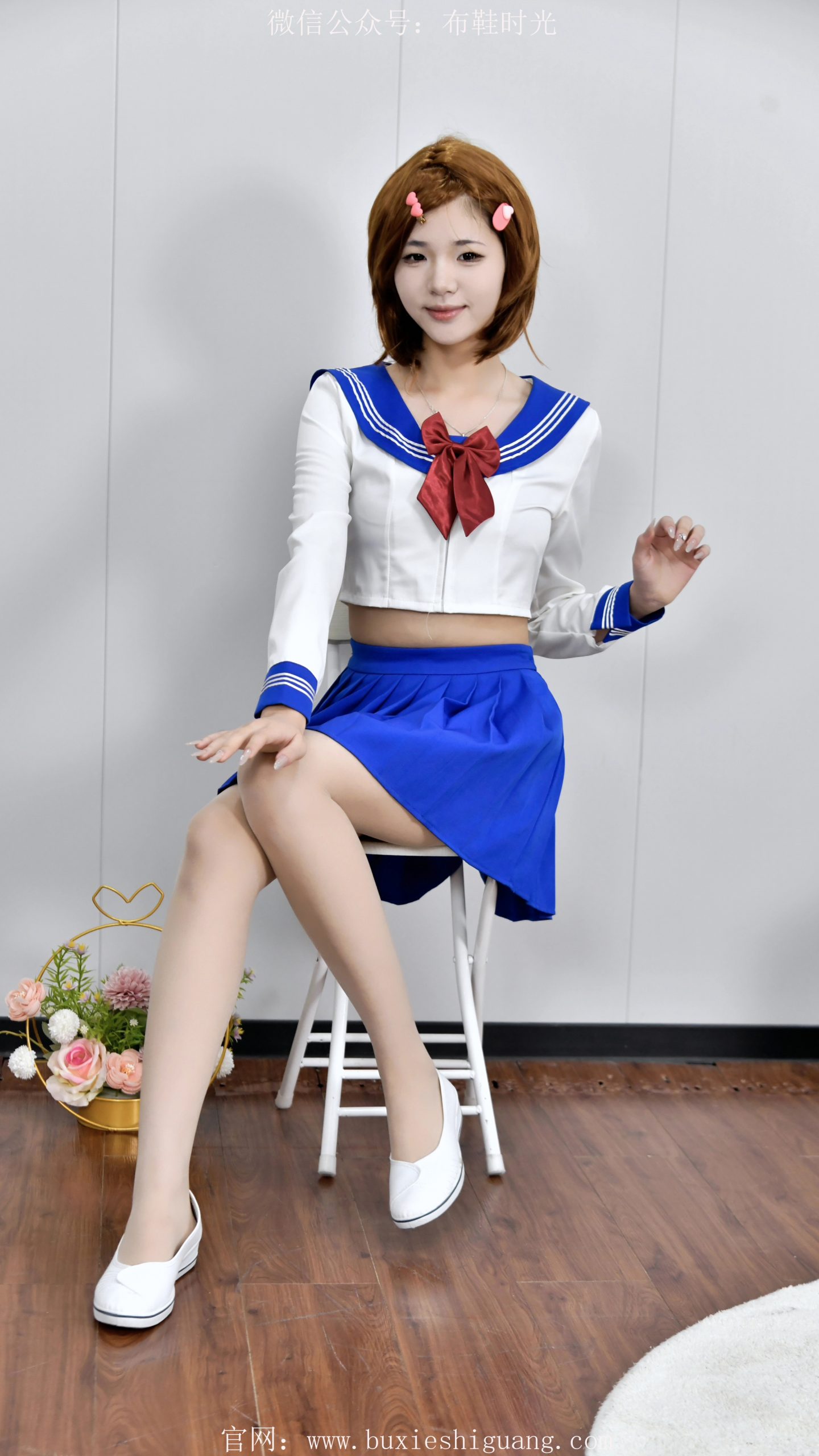 268/嘟嘟~【白蓝俏足】水手服衬丝足，轻姿裹俏踝。