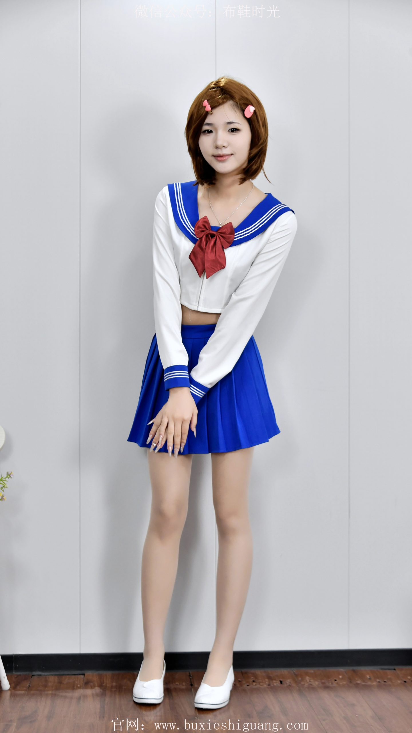 268/嘟嘟~【白蓝俏足】水手服衬丝足，轻姿裹俏踝。