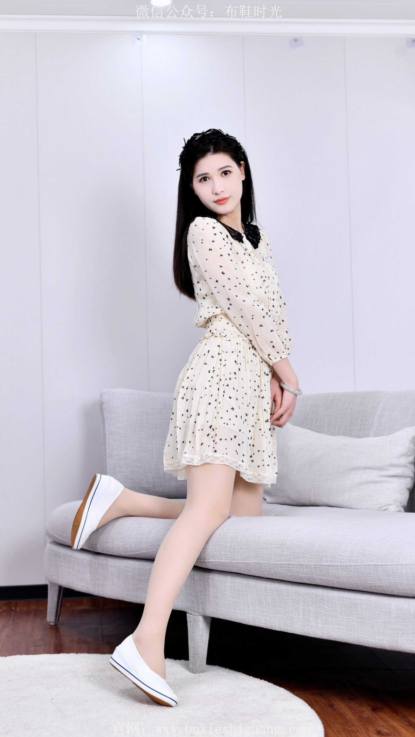 293/小艺~【星裙轻履】素裙星点伴柔袜，轻鞋踮步漾清欢。