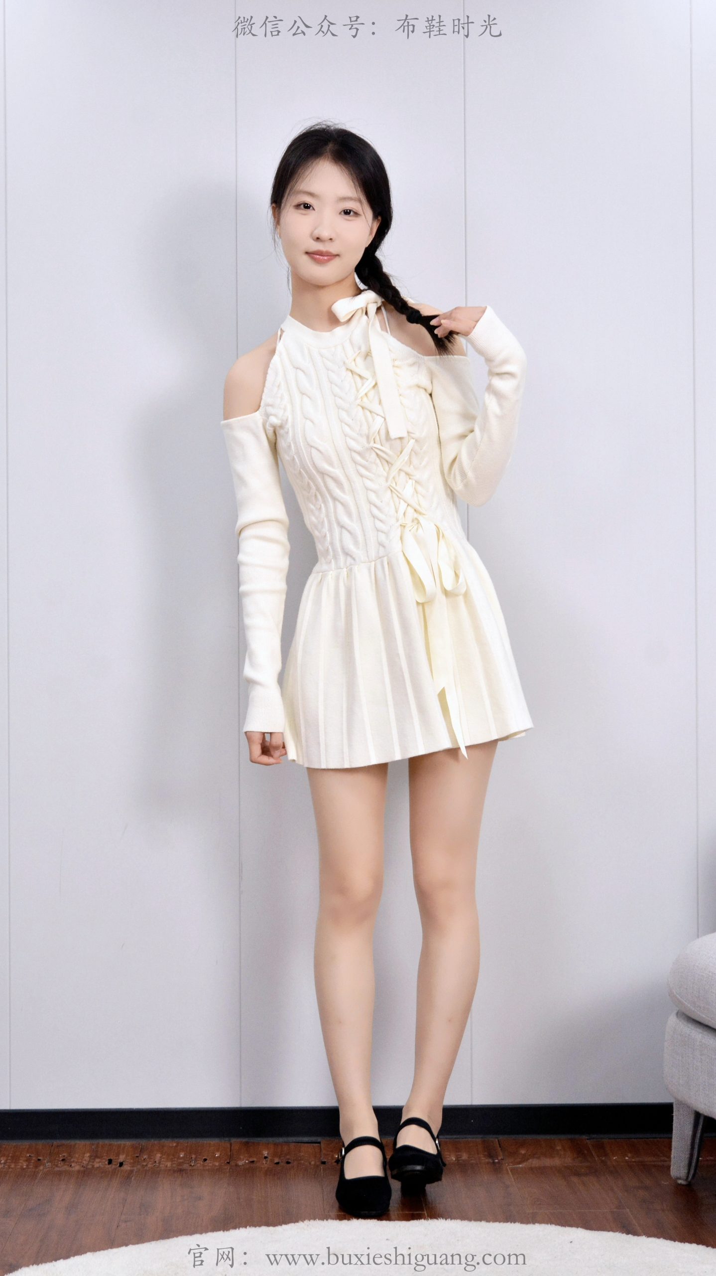 301/月月~【柔履生香】素裙轻曳，足尖漾开一室清甜。