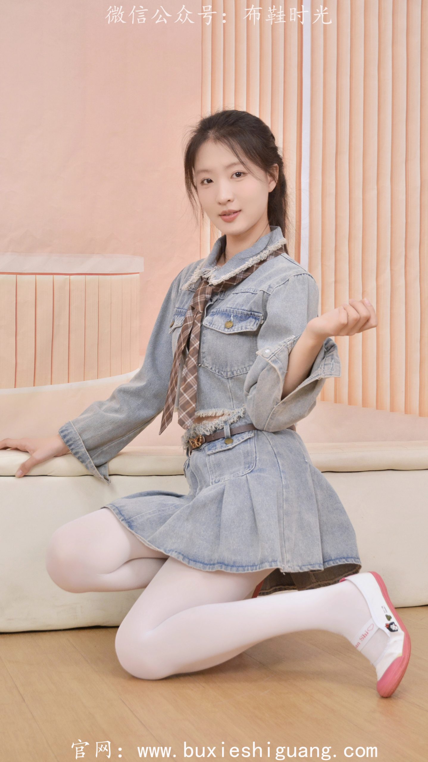 316/月月~【牛仔甜丝】牛仔裙装衬后白，彩鞋轻踏显元气。