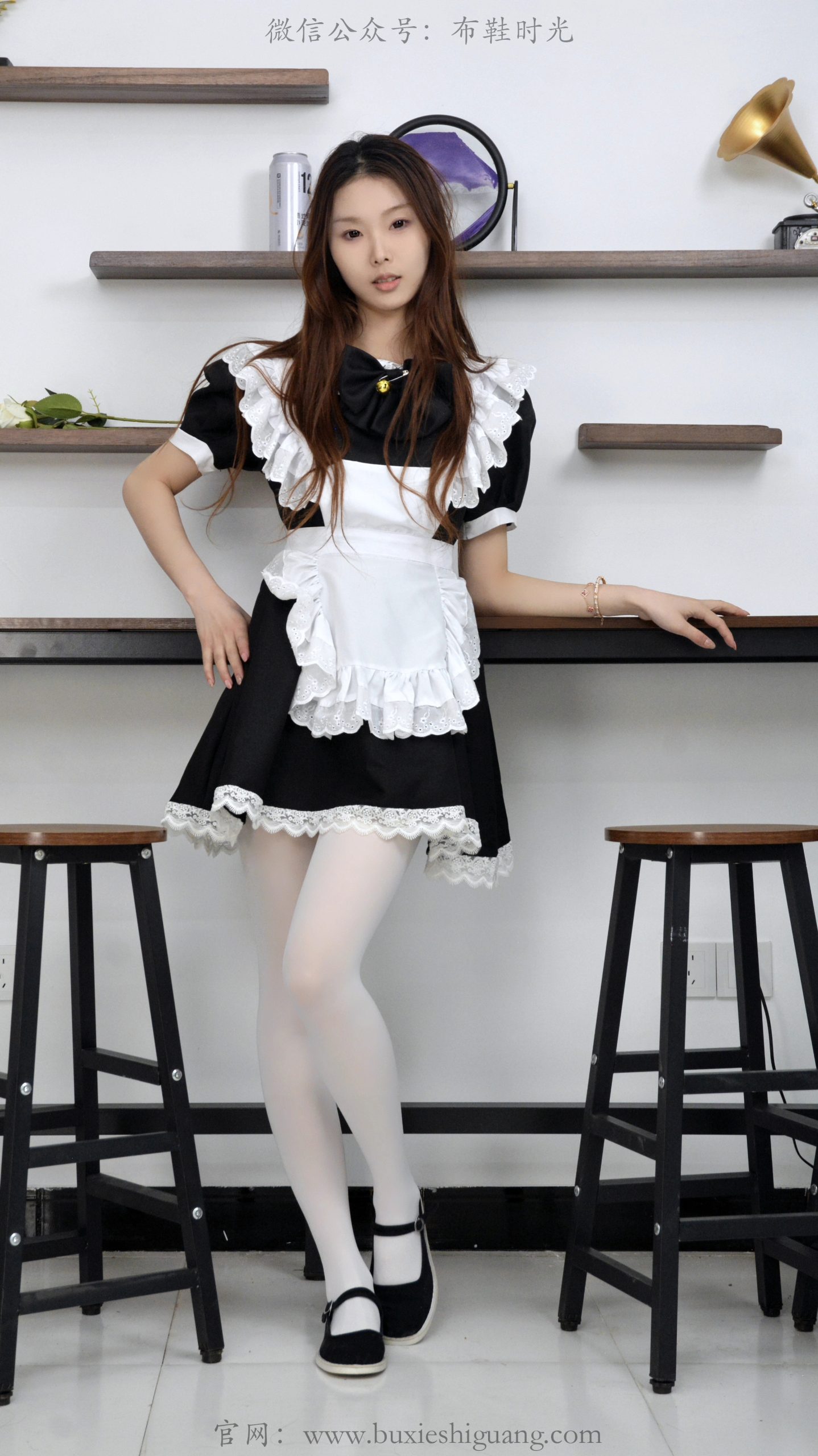 324/月月~【黑白套装】白袜美足，定格灵动少女感。