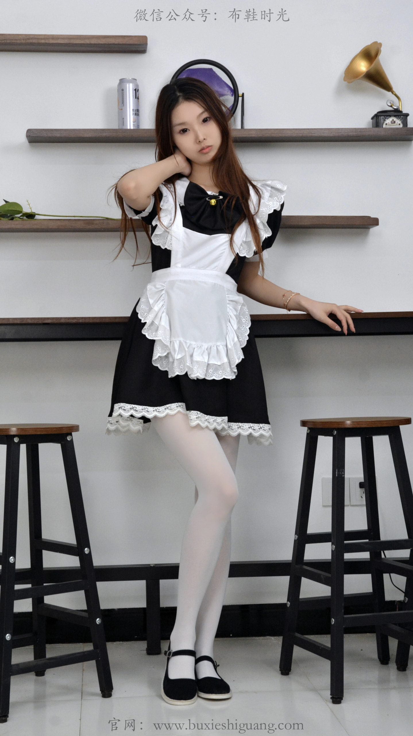 324/月月~【黑白套装】白袜美足，定格灵动少女感。