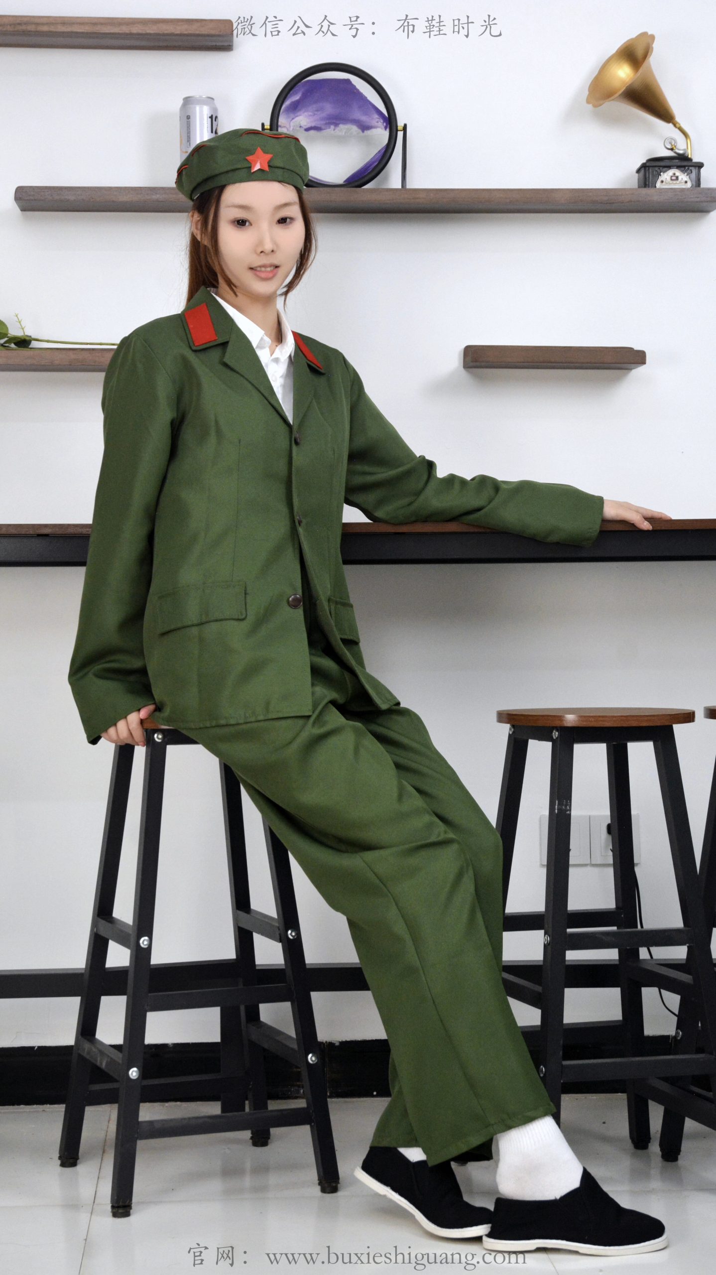 327/青子、双双~【岁月芳华】与民国风碰撞，鞋袜特写定格复古时光。