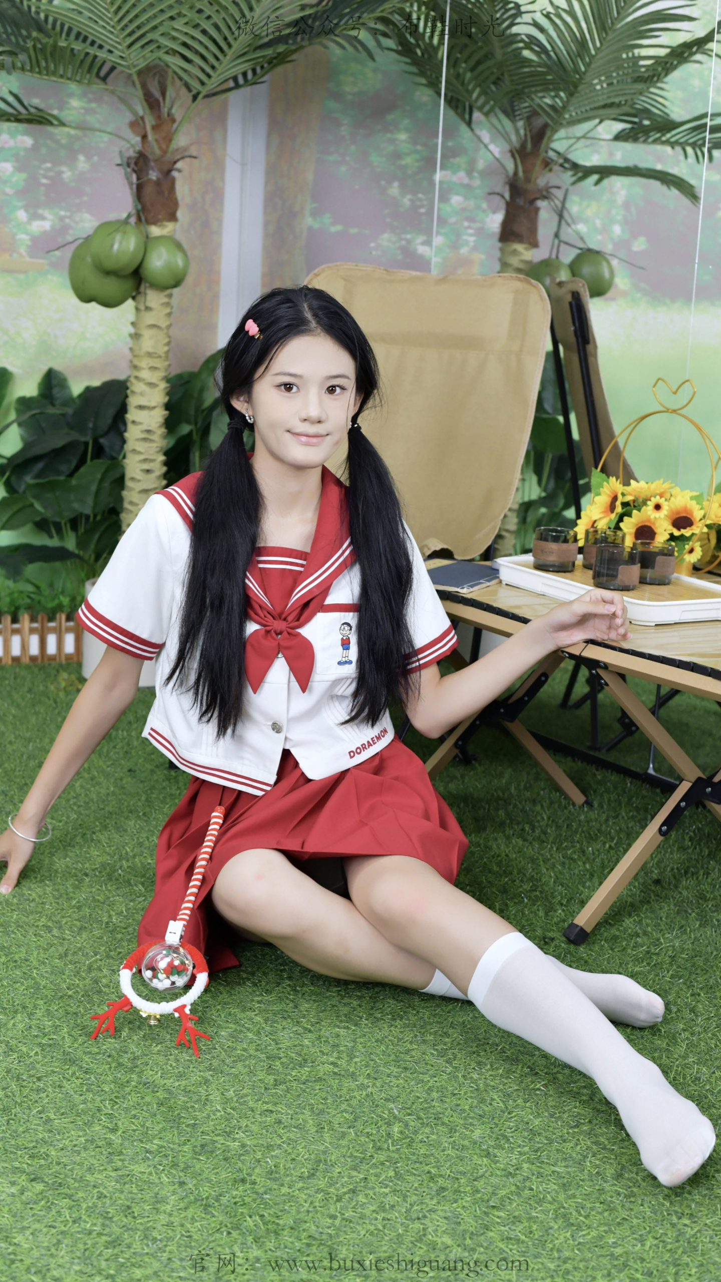 383/小序~【红白水手服】红白水手校服，草坪闲坐，演绎明媚少女时光。
