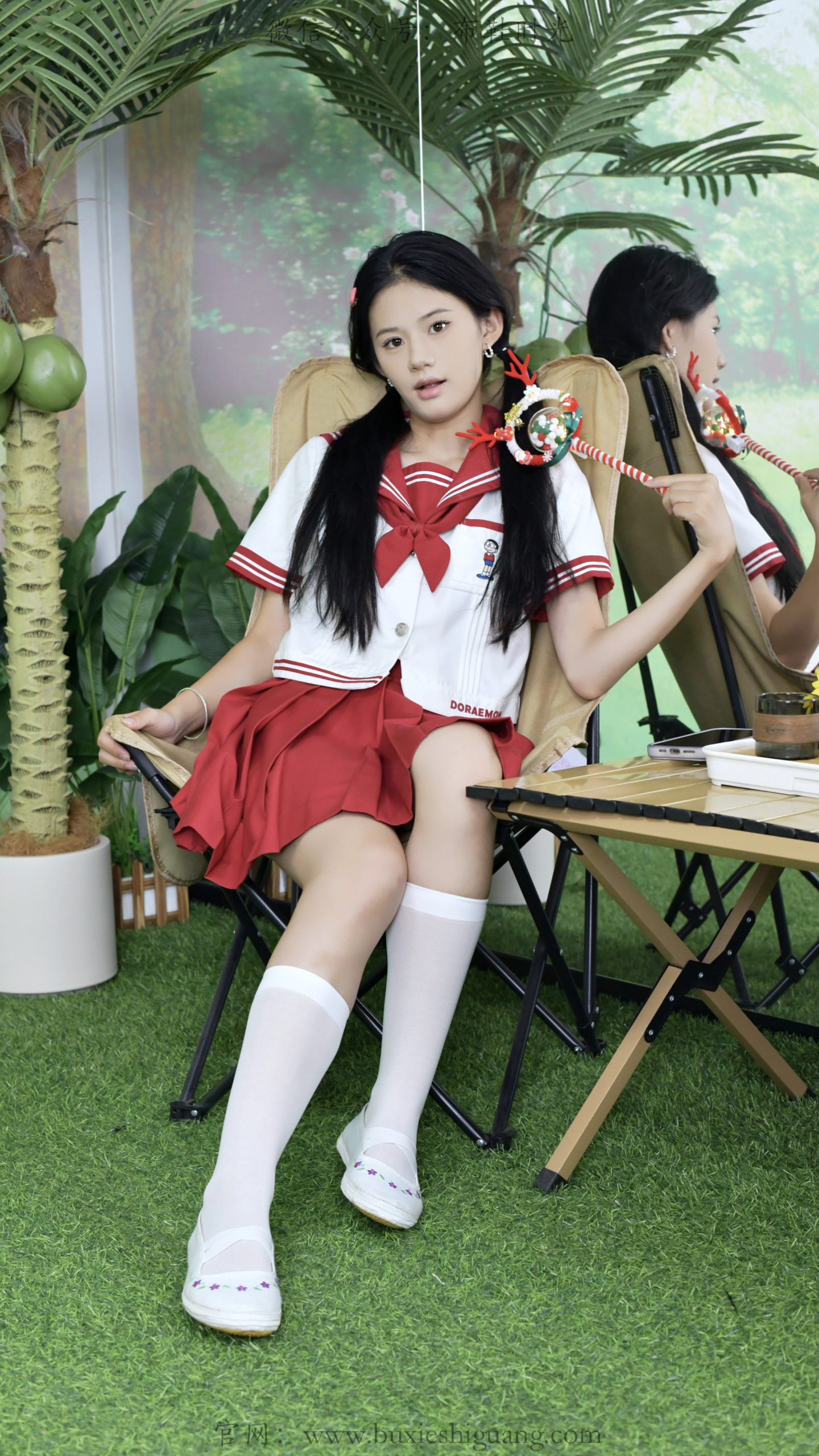 383/小序~【红白水手服】红白水手校服，草坪闲坐，演绎明媚少女时光。
