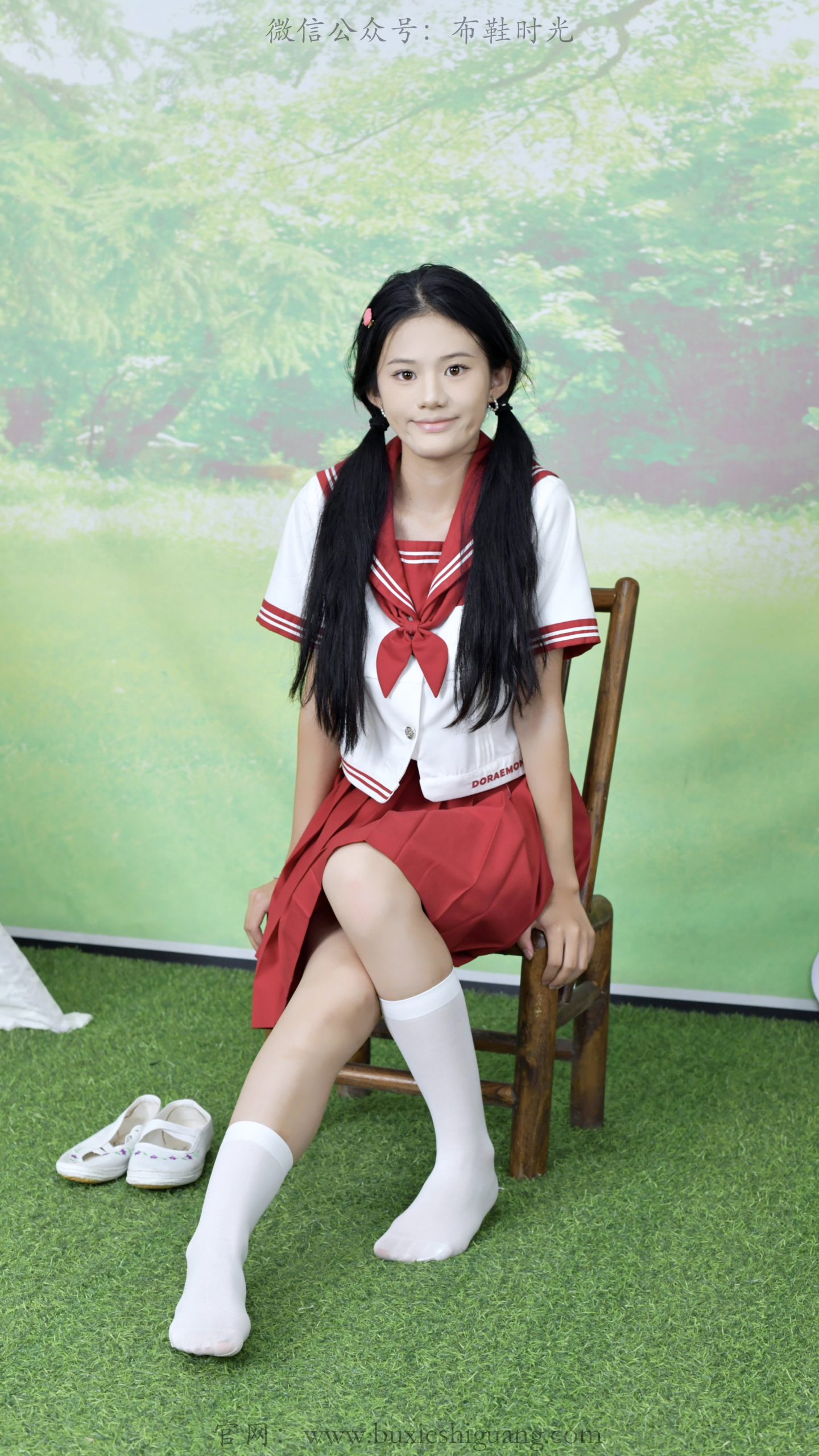 383/小序~【红白水手服】红白水手校服，草坪闲坐，演绎明媚少女时光。